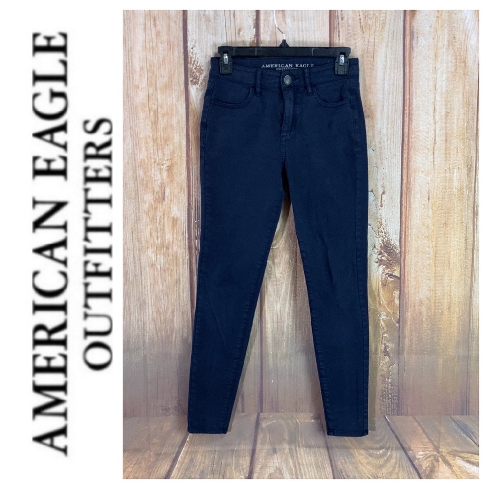 ➡️AEO Hi-Rise Jegging Size 0 short in Blue
